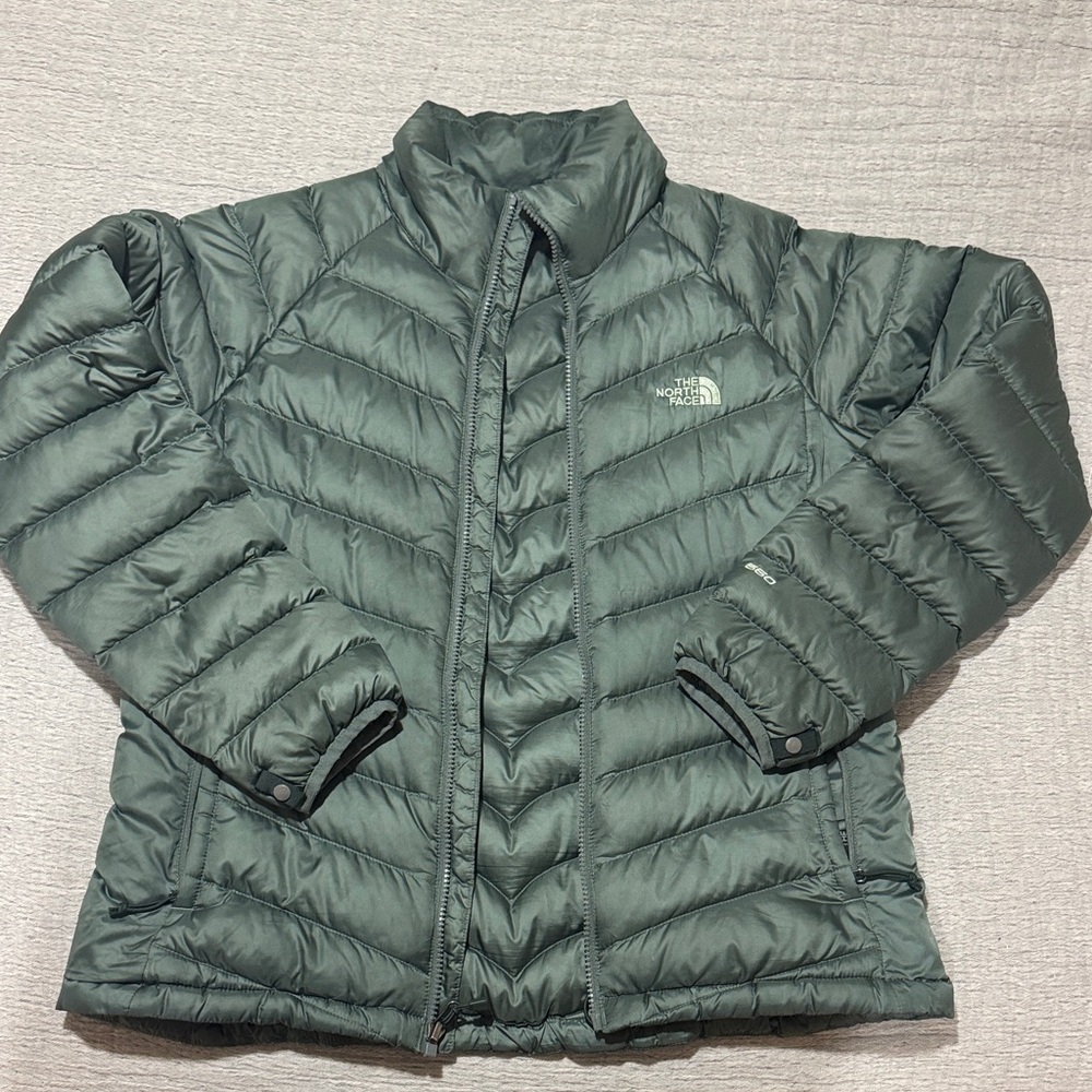 The North Face Women's Puffer Jacket - Dark Green